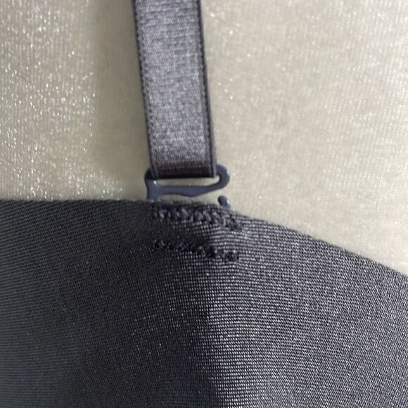 NWT Rene Rofe push up adjustable strap bra. Invisible edges. Size 36C - Picture 4 of 9